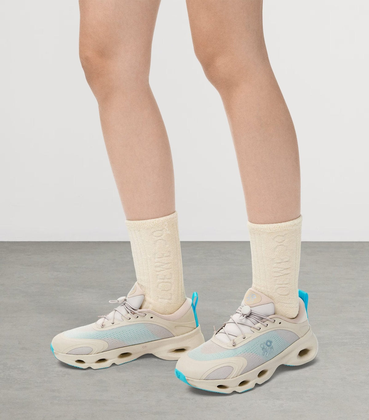 LOEWE x On Cloudsolo Sand/Turquoise Lifestyle Sneakers